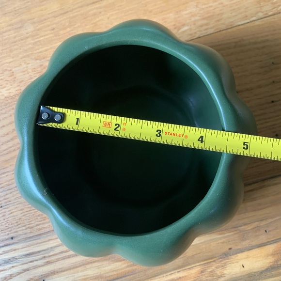 Pumpkin Vase / Bowl. Gold to Green Fade - Picture 6 of 7